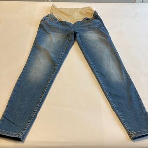 a glow Maternity Pants Women’s Size 8